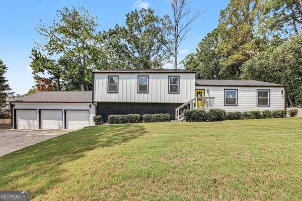 3919 LOWER ROSWELL RD, MARIETTA, GA 30068 - Image c8cabbb22cc5eb636ee33fcd21357e8b/983517015