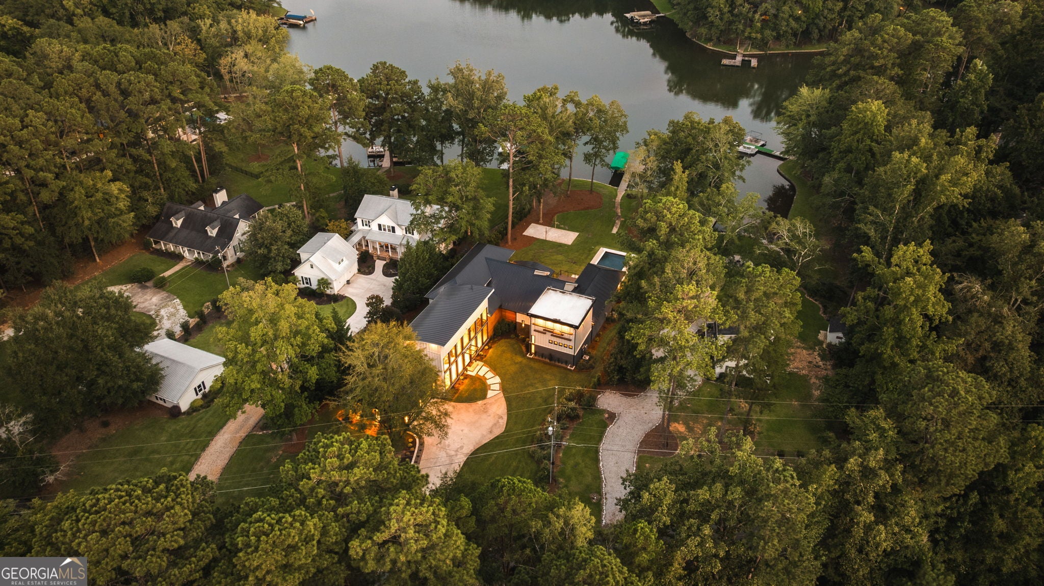 298 W River Bend DR