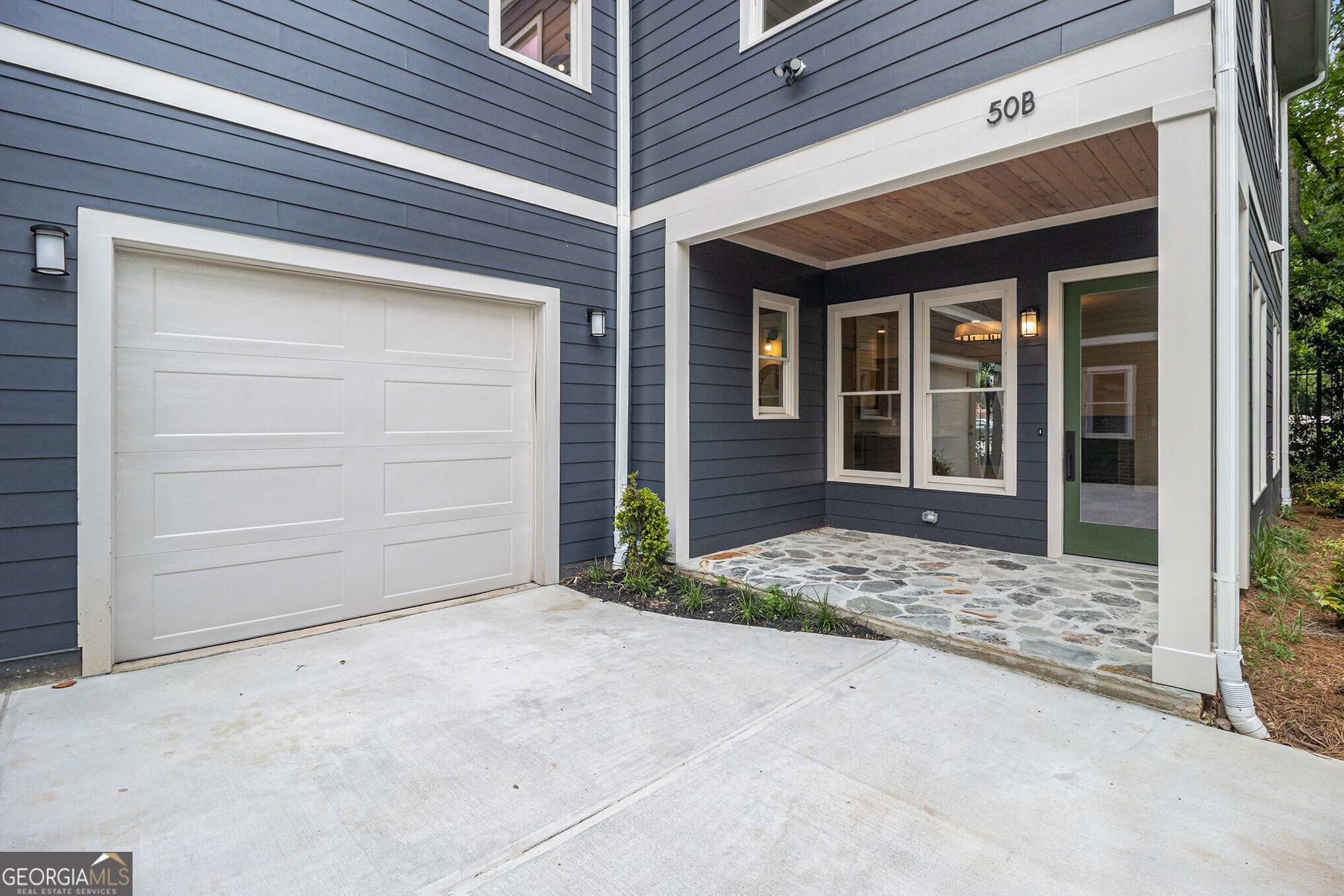 50 Howell ST SE B