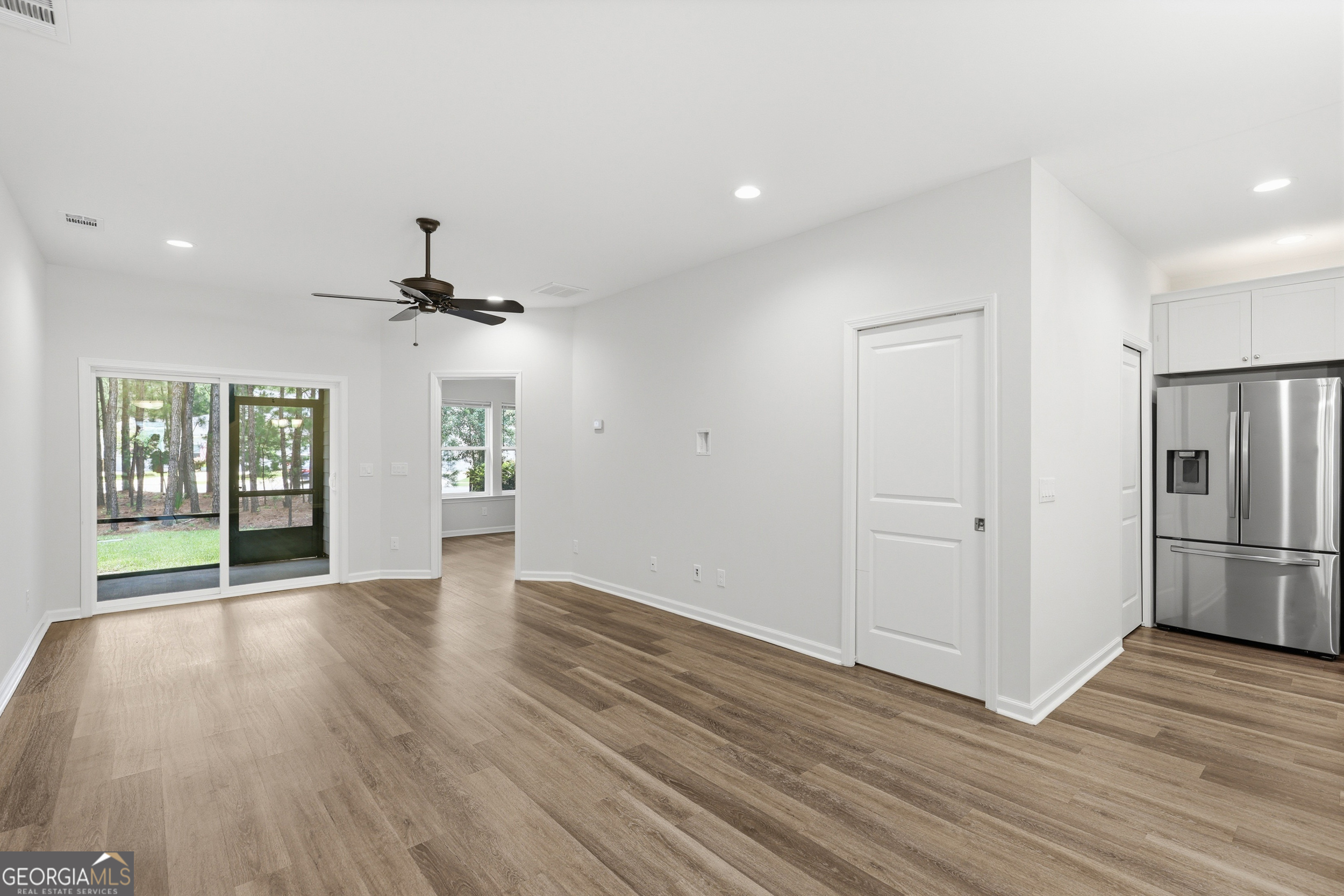 99 Small Pine LN