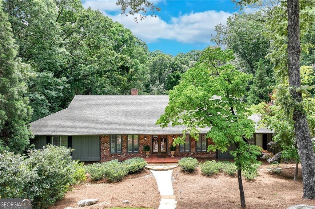 3161 Overlook DR