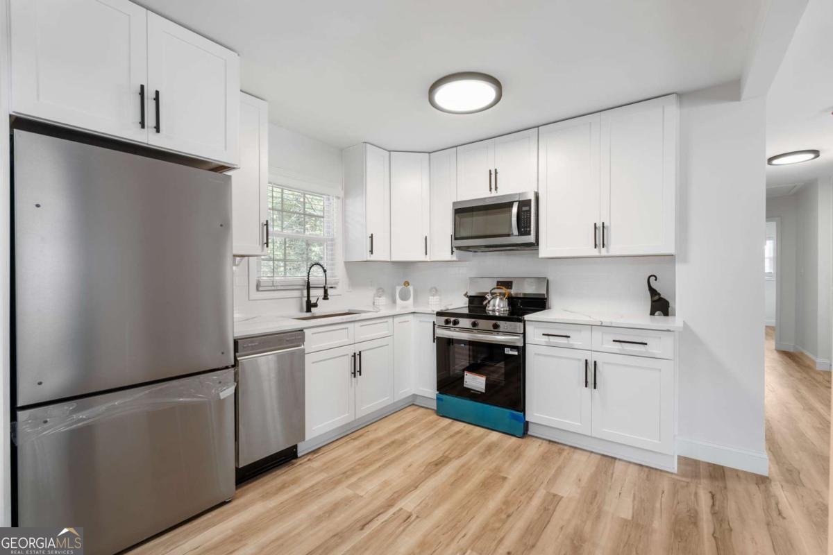 Dixie Pines - Residential