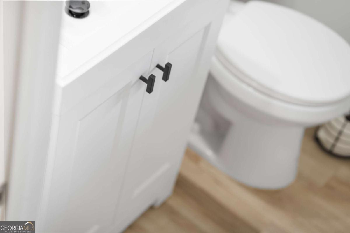 Dixie Pines - Residential