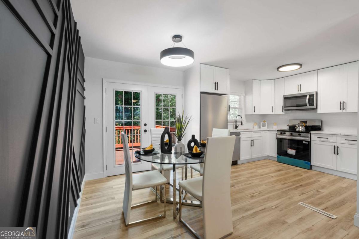 Dixie Pines - Residential