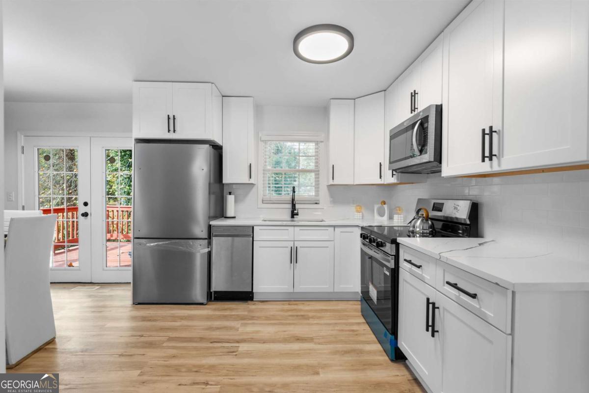 Dixie Pines - Residential