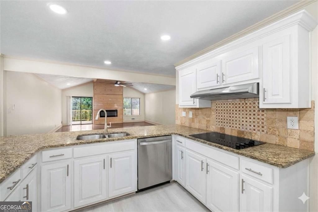 234 Shadow Lake DR SW