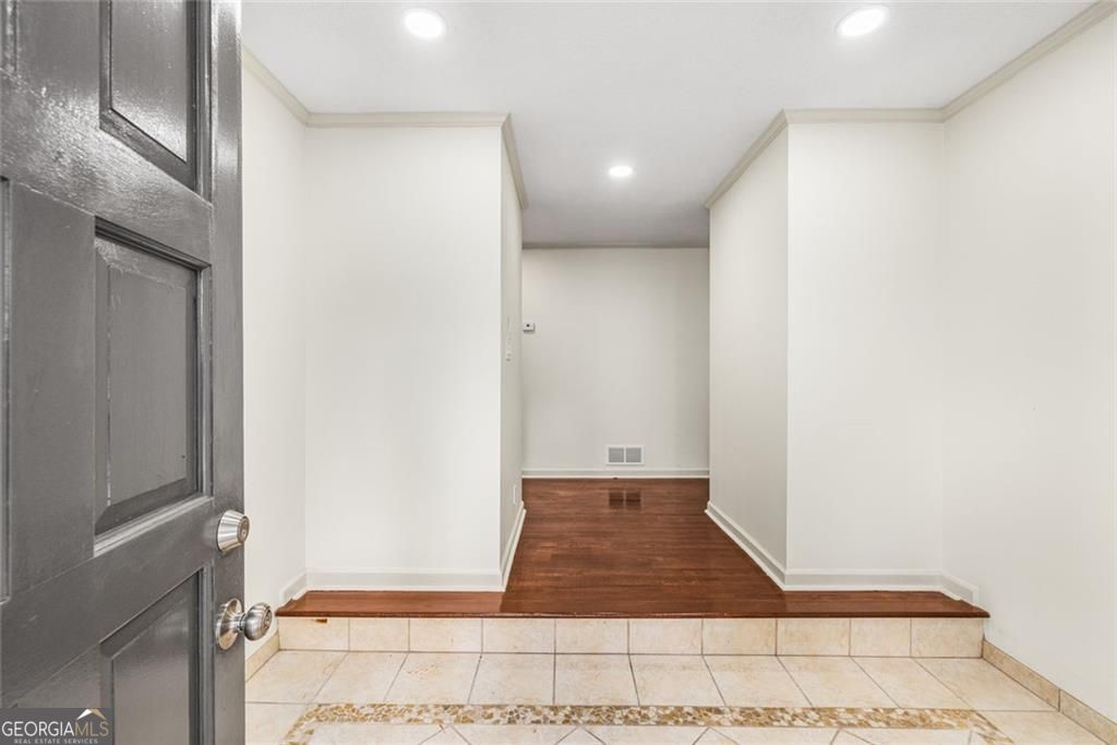 234 Shadow Lake DR SW