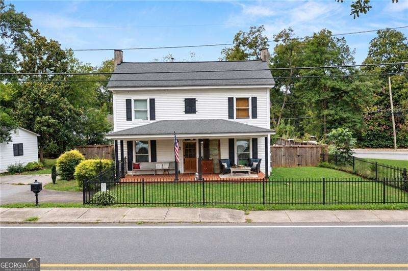 Photo of 107 Etowah Drive, Cartersville, GA 30120 (MLS # 10853172)