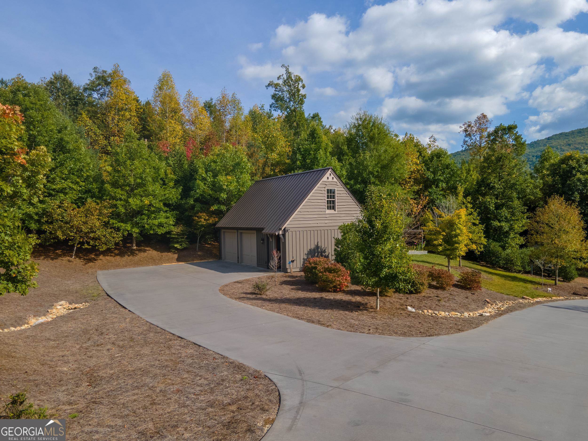 Lake Burton - Residential