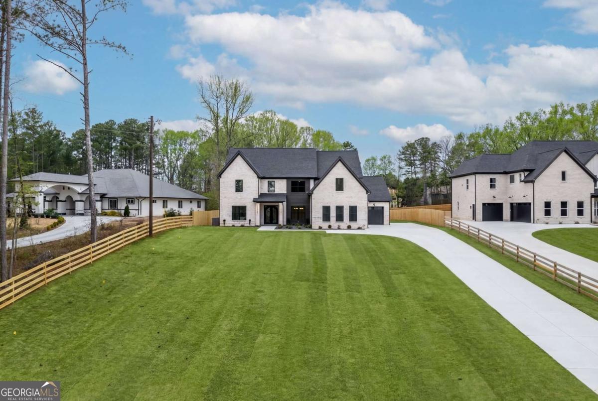 2865 Old Fountain RD