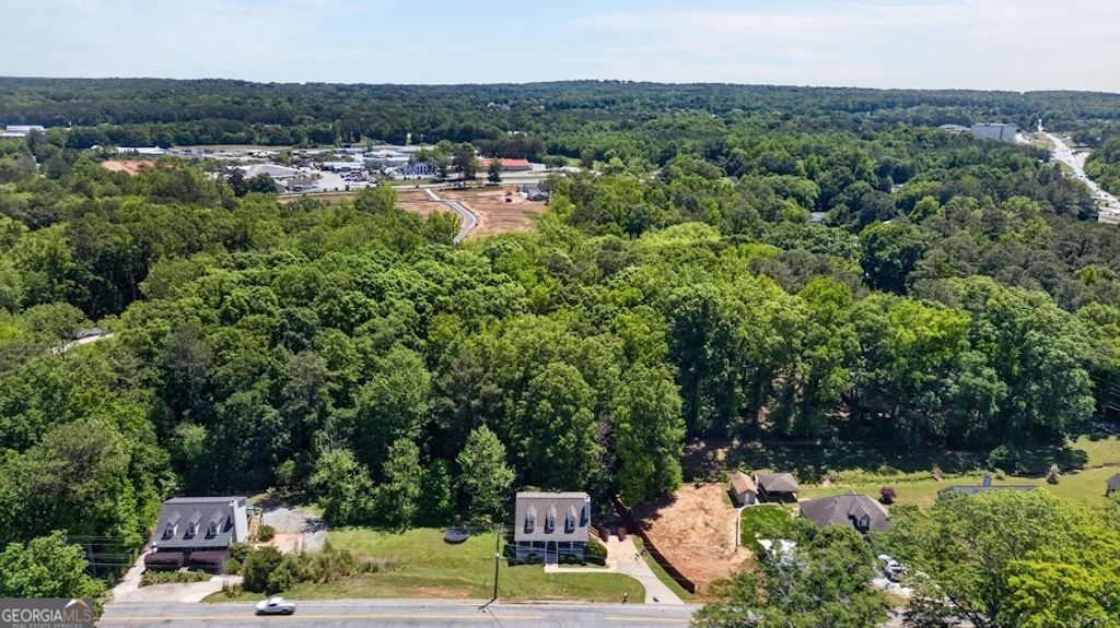 Photo of 132 Sunrise Strip, Carrollton, GA 30117 (MLS # 10758428)