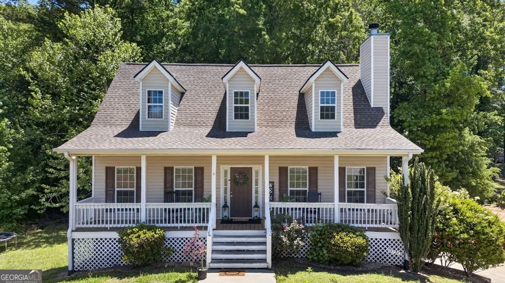 Photo of 132 Sunrise Strip, Carrollton, GA 30117 (MLS # 10758428)