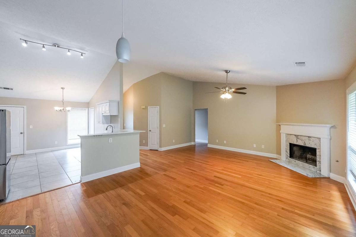 1830 McKendree Lake DR