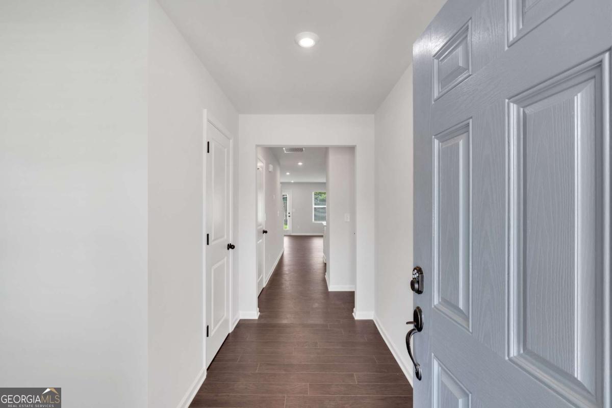 313 Rolling Green RD