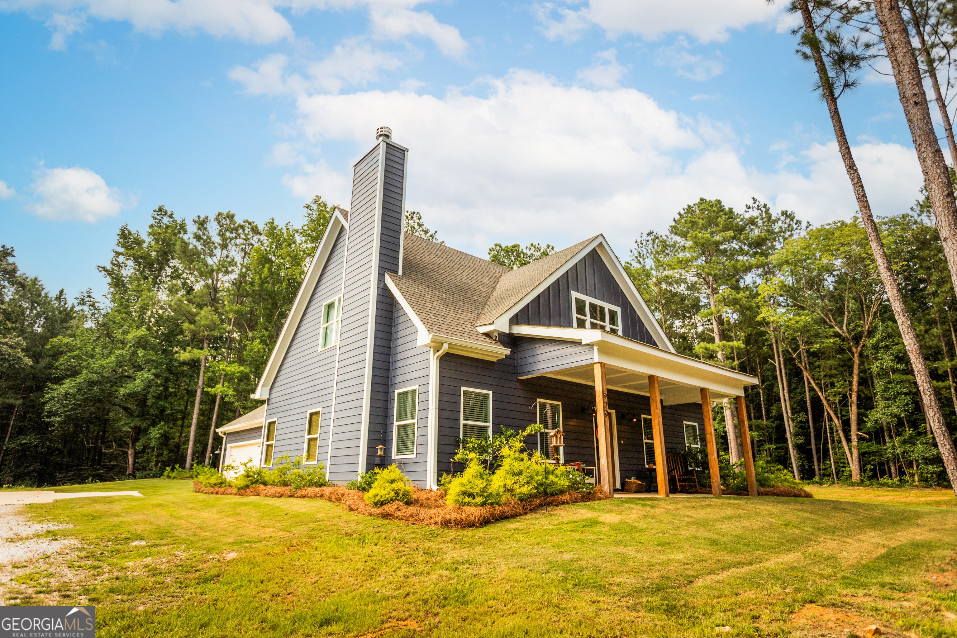 970 Jackson Lake RD
