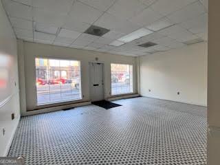 118 W Jackson ST