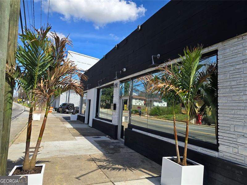 790 Cascade AVE