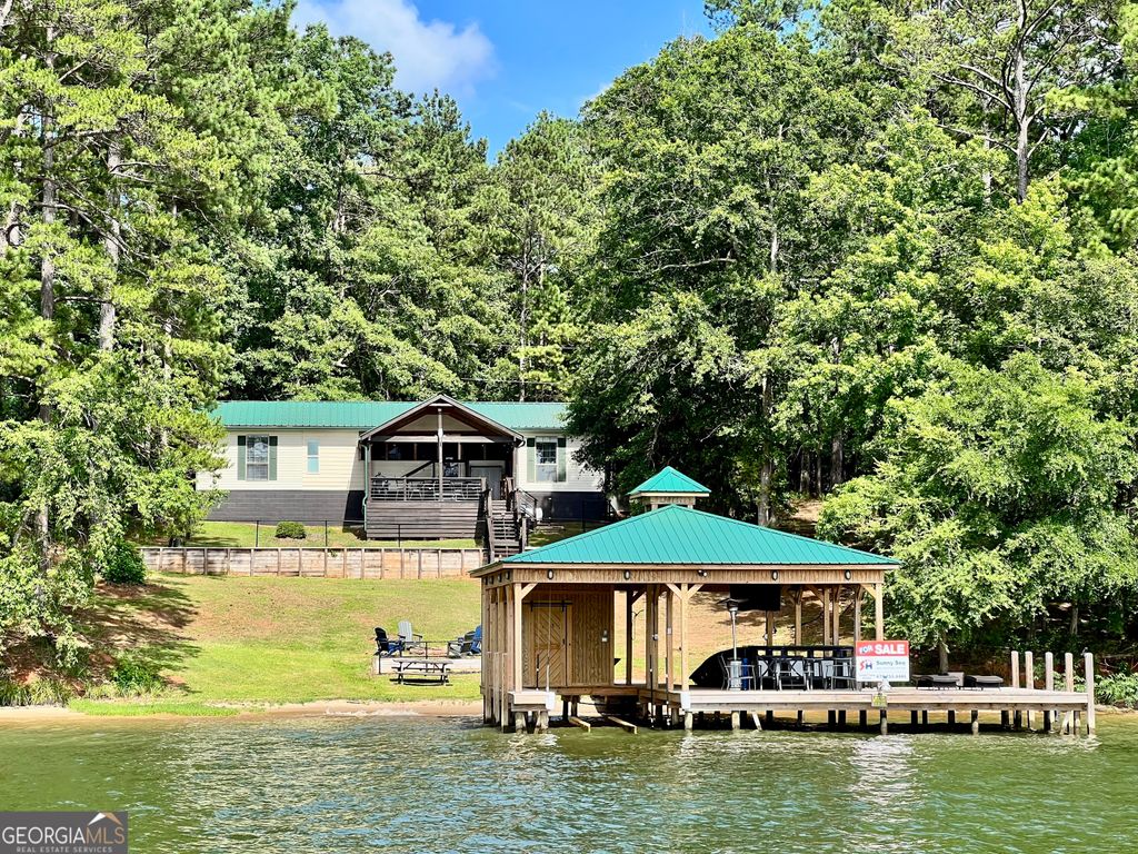 Photo of 321 Barbara Point Road, Sparta, GA 31087 (MLS # 10775266)