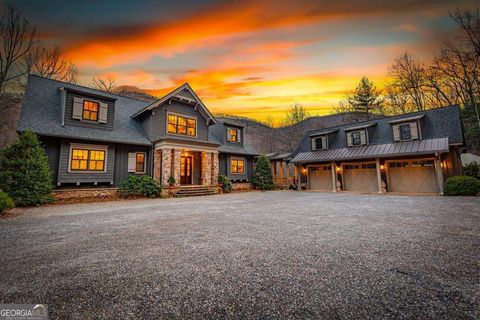 490 Red Wolf RUN Franklin NC 28734