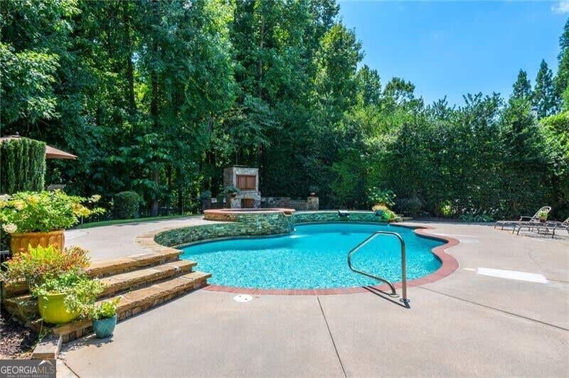 Photo of 370 Majestic Cove, Milton, GA 30004 (MLS # 10830048)
