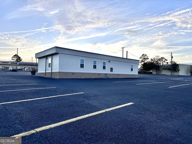 134 8th ST