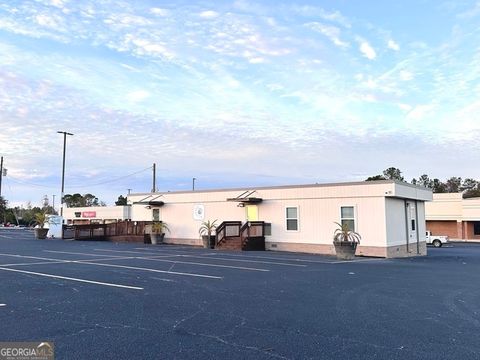 134 8th ST McRae-Helena GA 31055