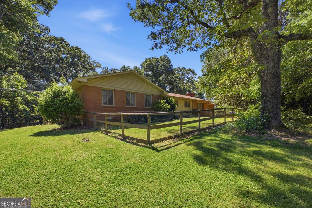 Photo of 1202 Cave Spring Road, Cedartown, GA 30125 (MLS # 10768469)