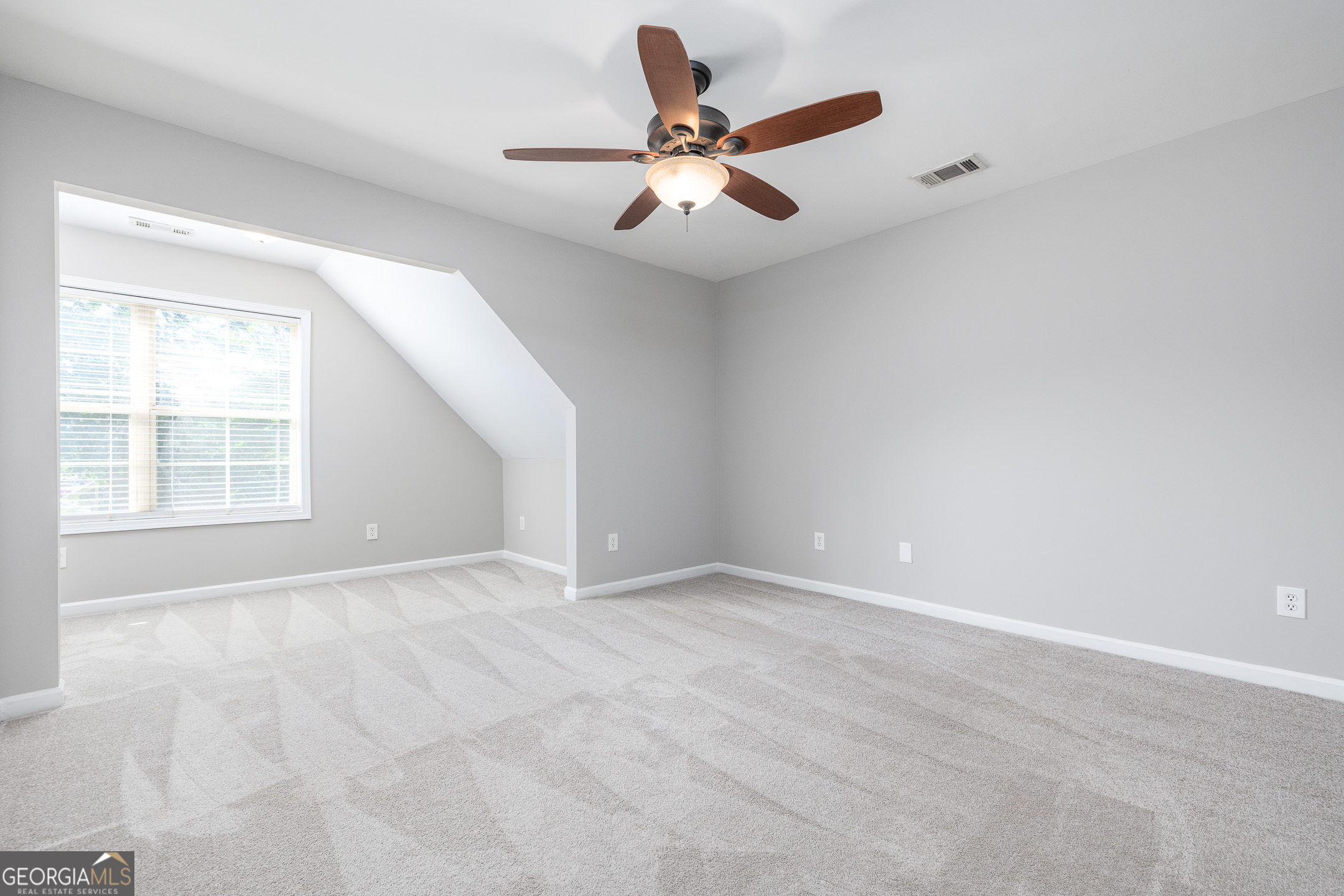 Woodstock, Georgia 30189, United States, 4 Bedrooms Bedrooms, ,3 BathroomsBathrooms,Residential,Active,81140