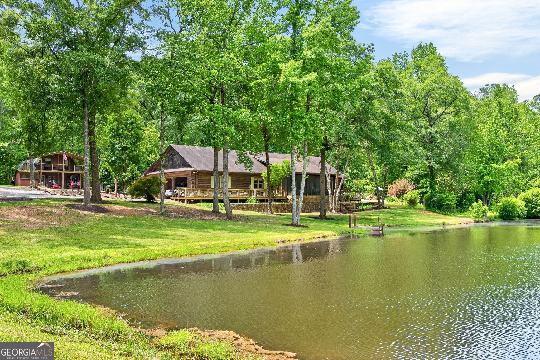 261 McIntosh CIR