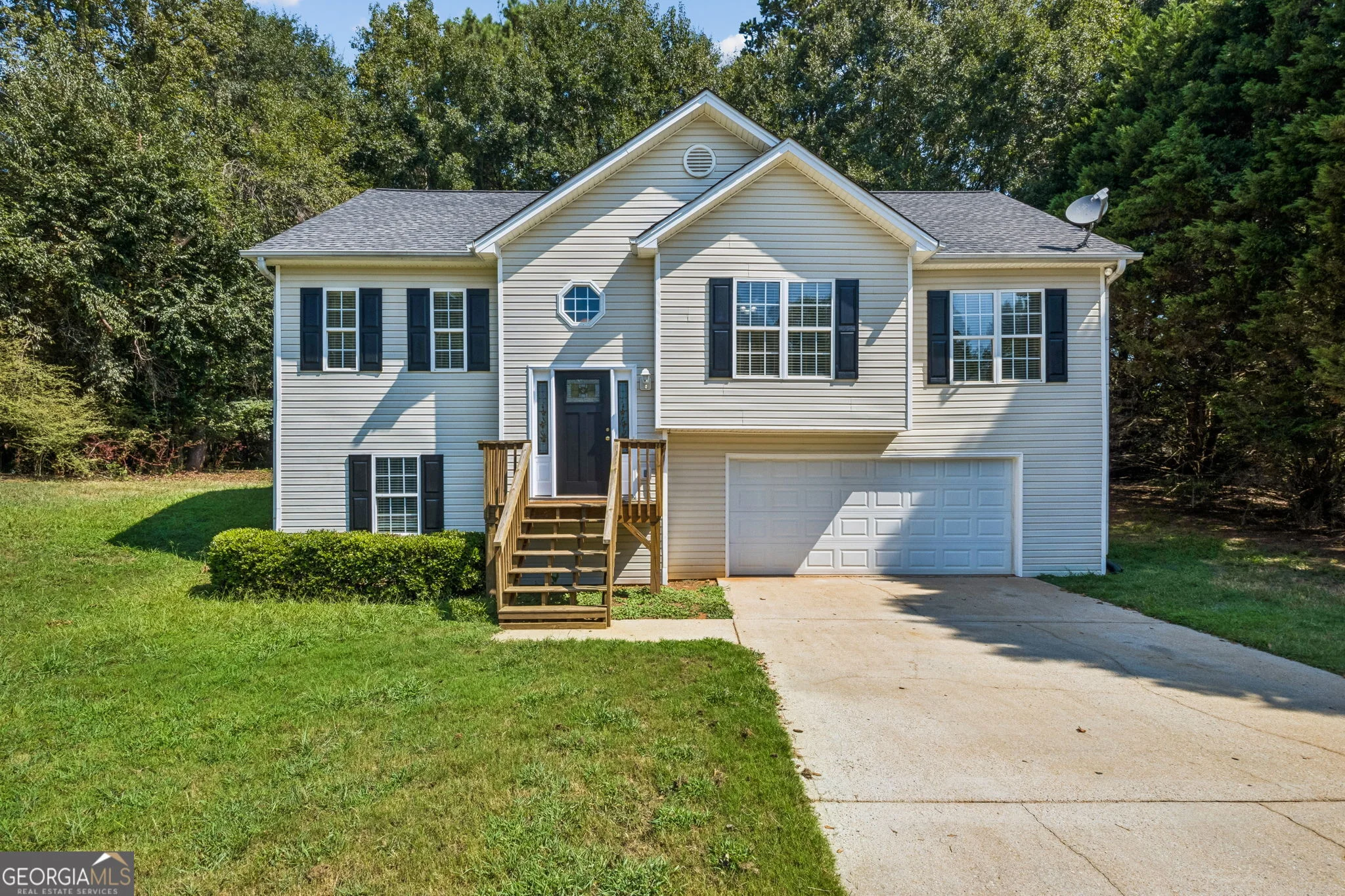 208 Albert Lane