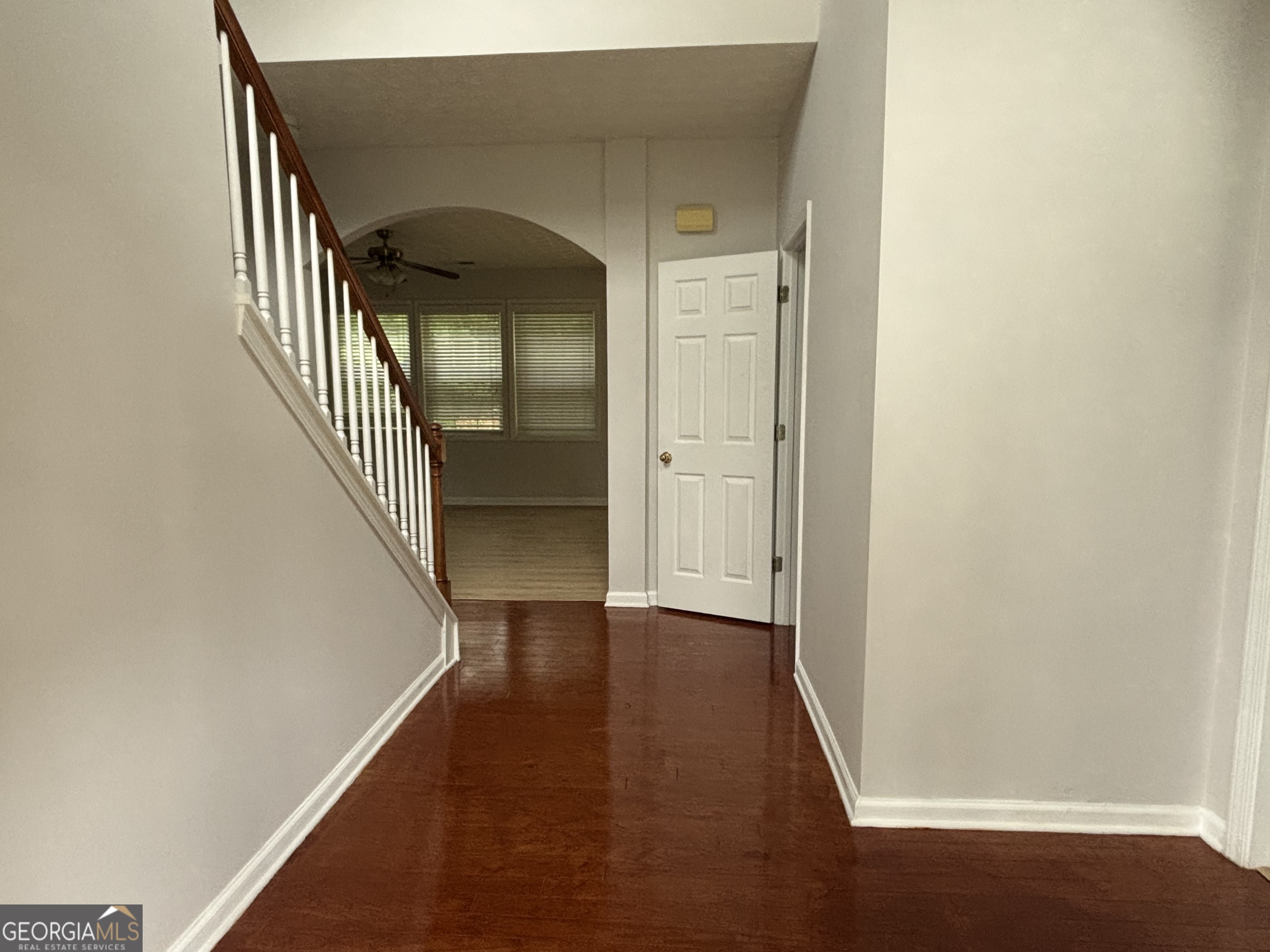 2402 Greenside CT