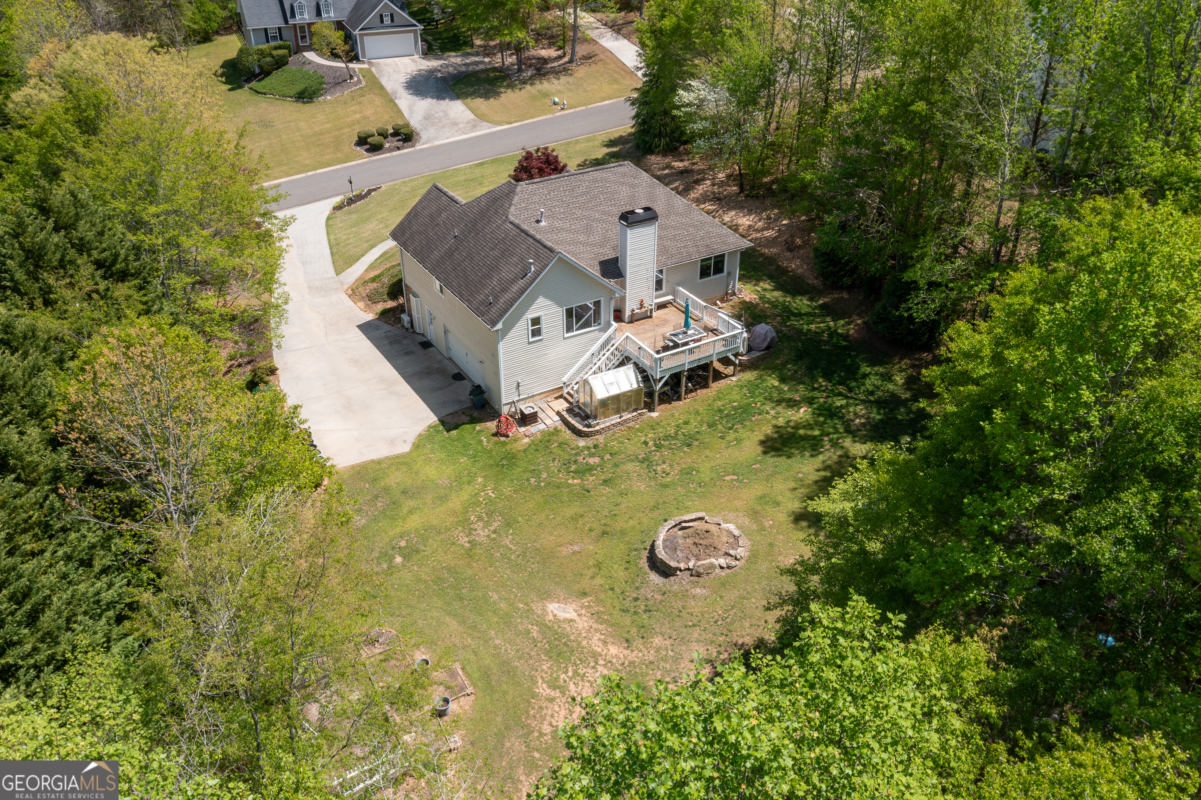6935 Autumn Hills DR