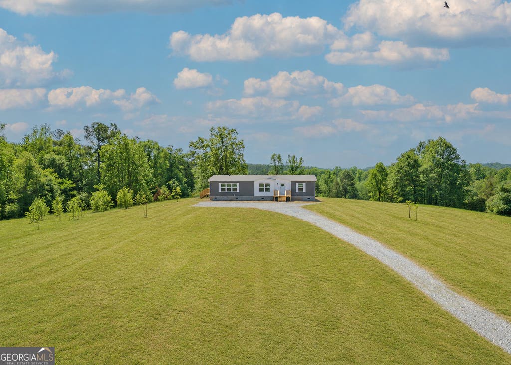 Photo of 413 Griffin Road, Martin, GA 30557 (MLS # 10785909)