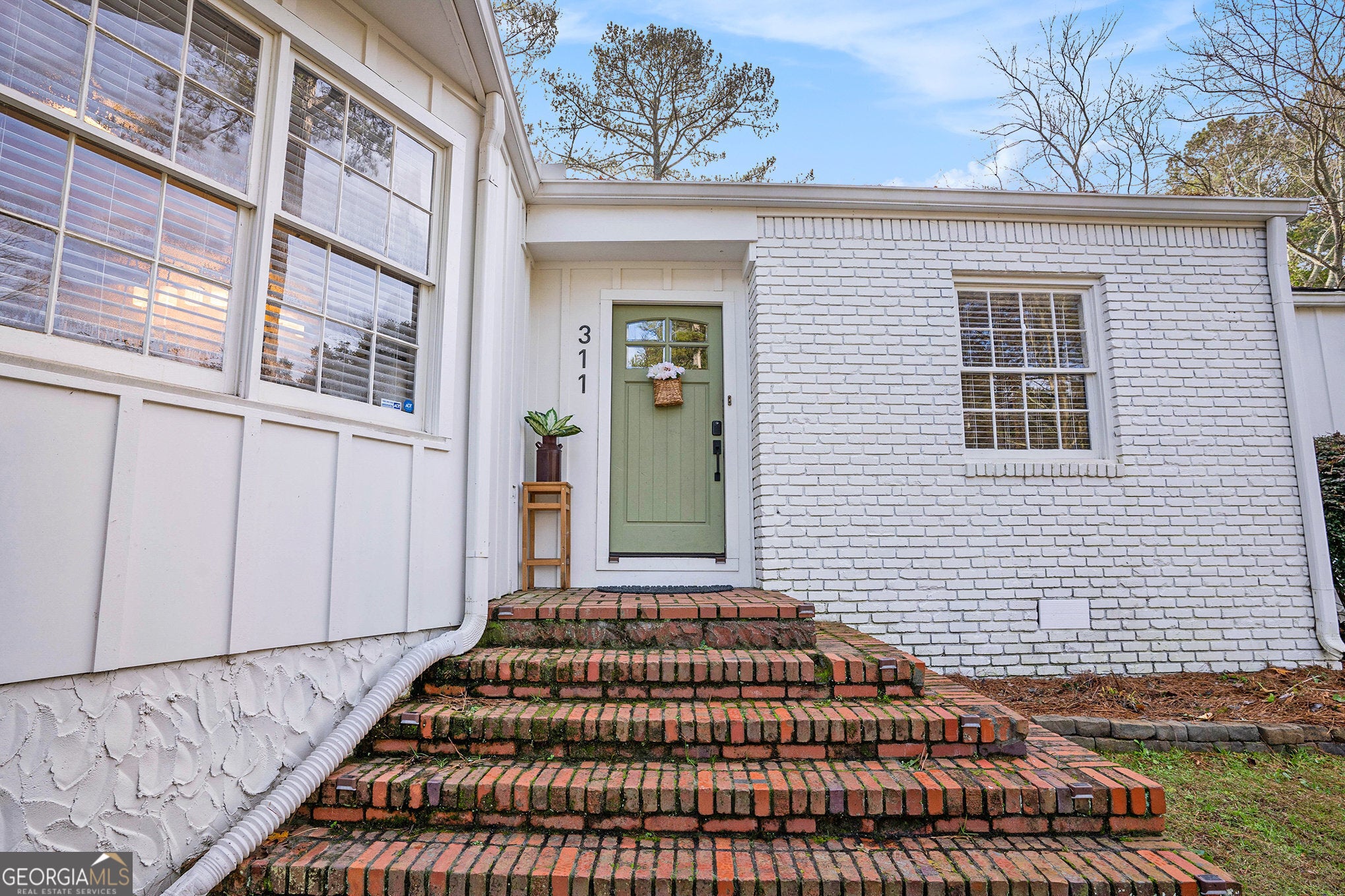 311 Burke CIR