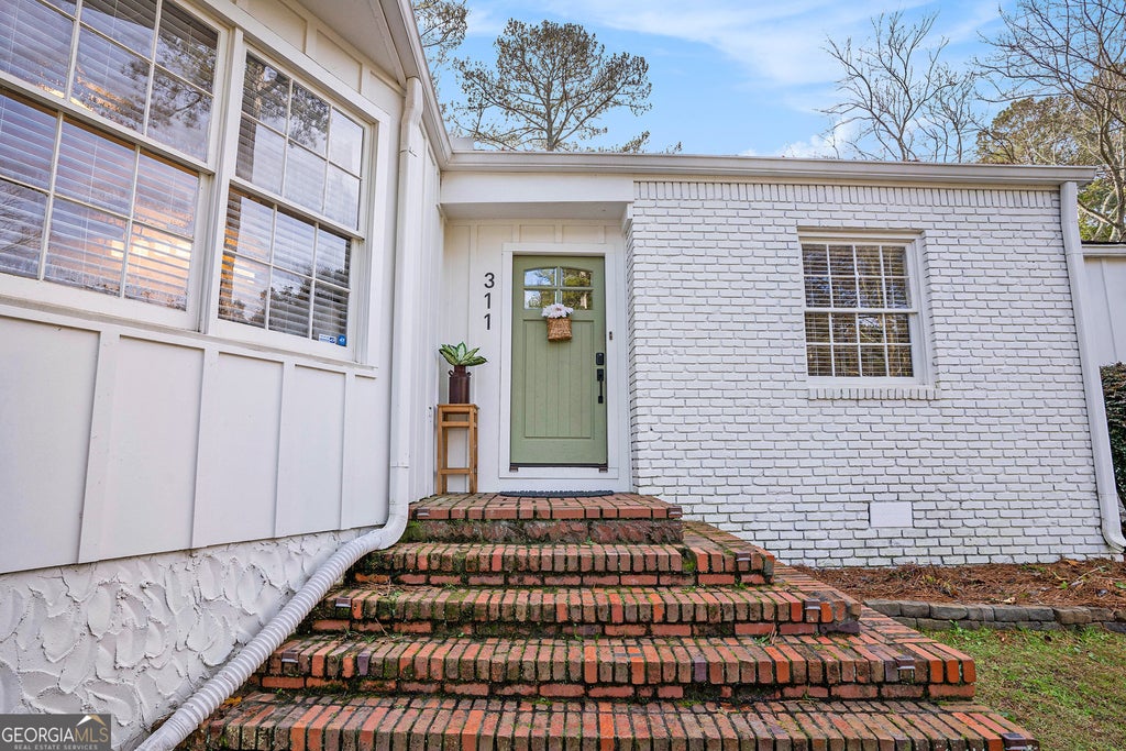 Photo of 311 Burke Circle, McDonough, GA 30253 (MLS # 10817733)