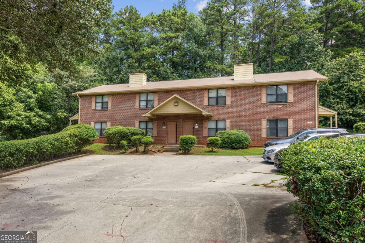 3212 Highpoint CT
