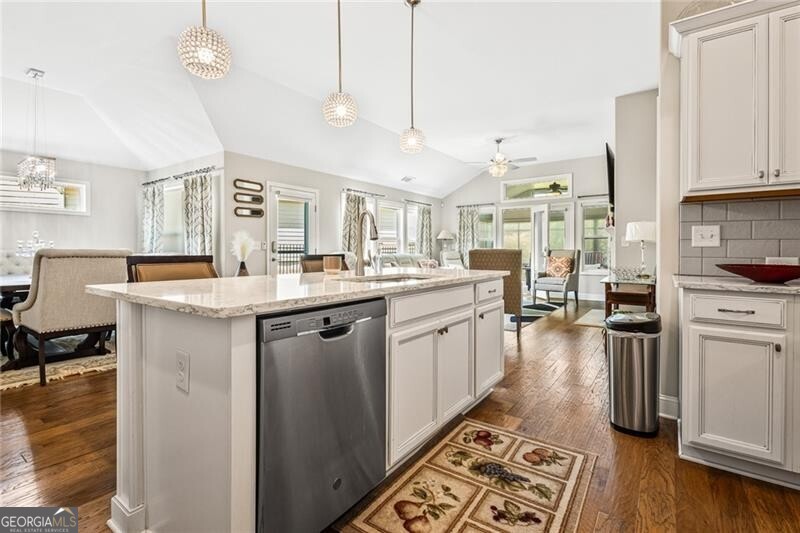 5696 Attadale BND SW