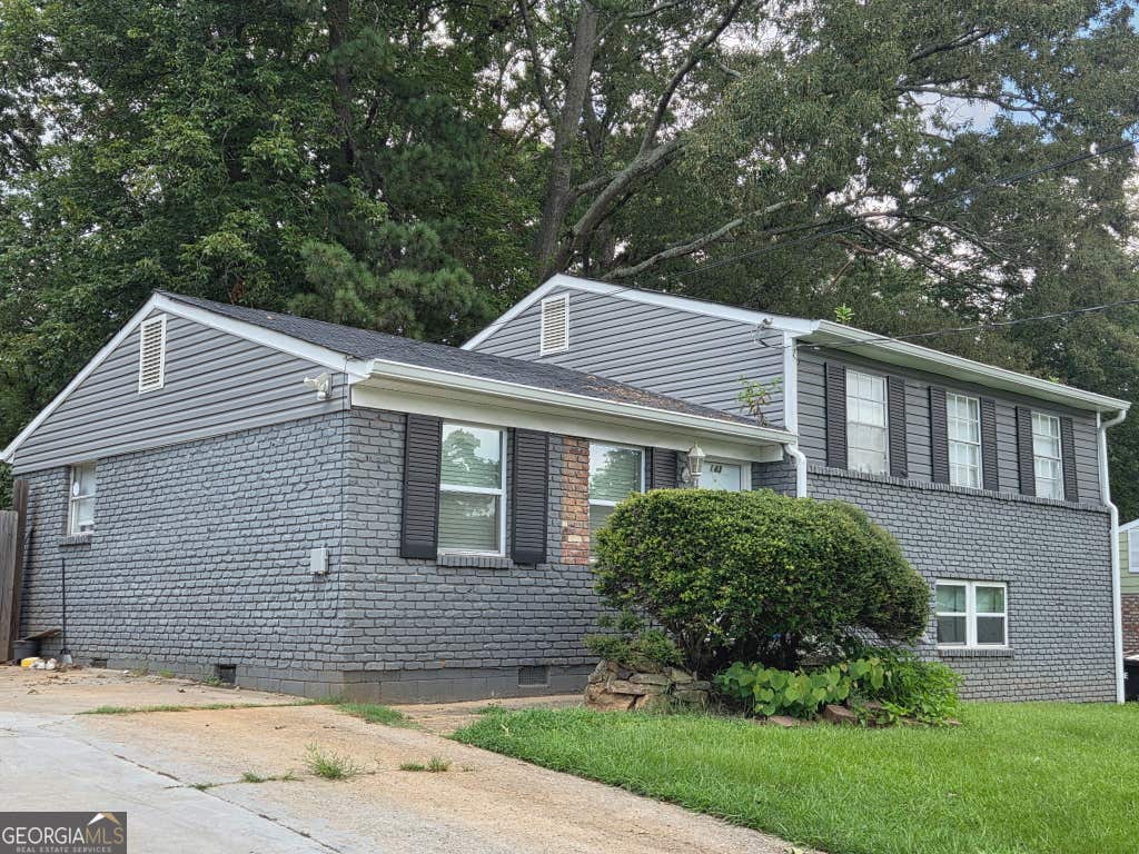 Photo of 143 Tiffany Trail, Riverdale, GA 30274 (MLS # 10834631)