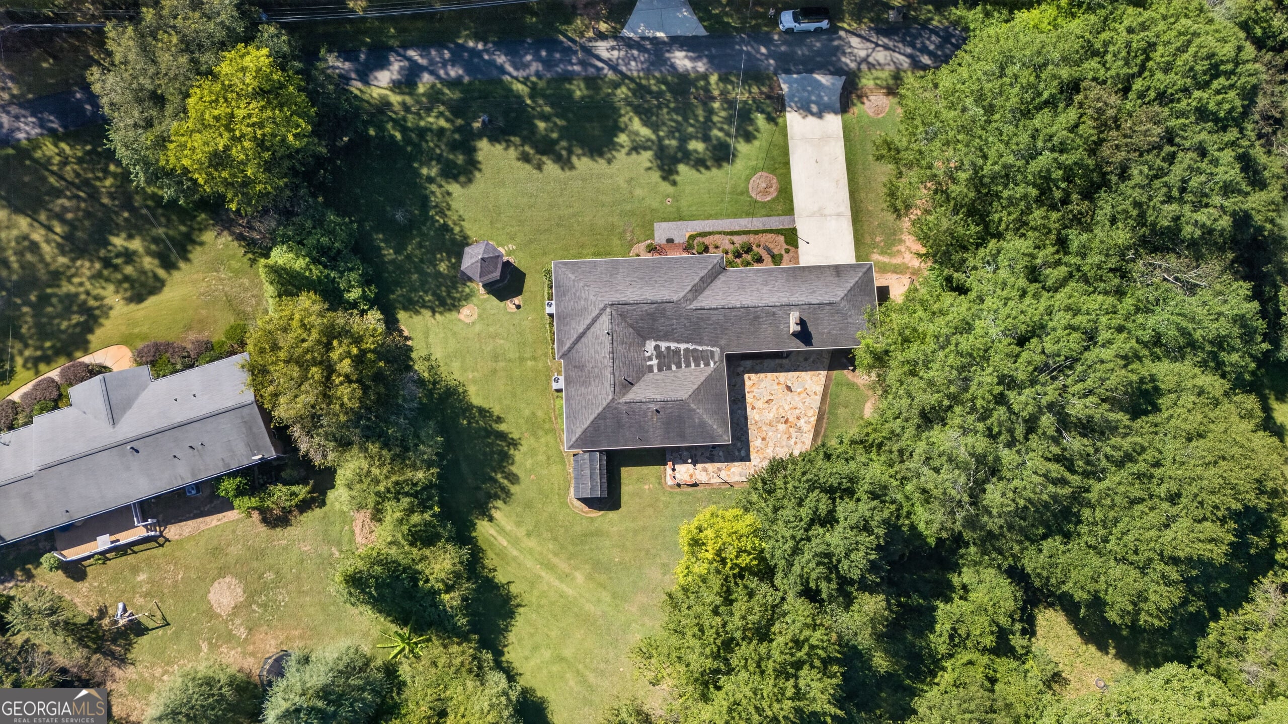 110 Sequoia Drive SE