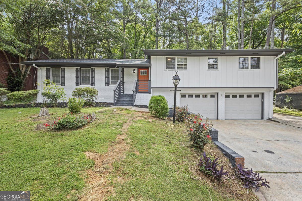 4760 Silverdale RD