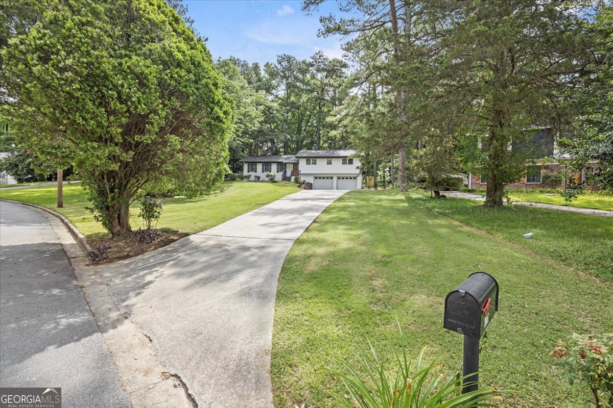 4760 Silverdale RD