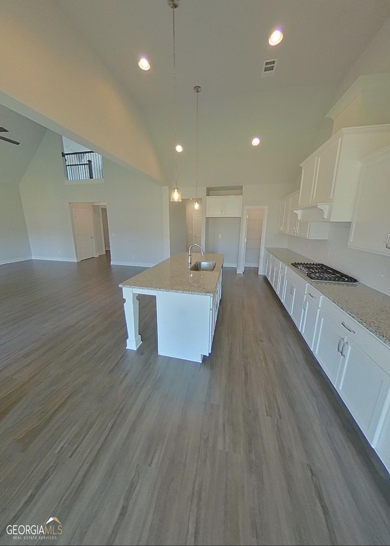 1216 Austin RD