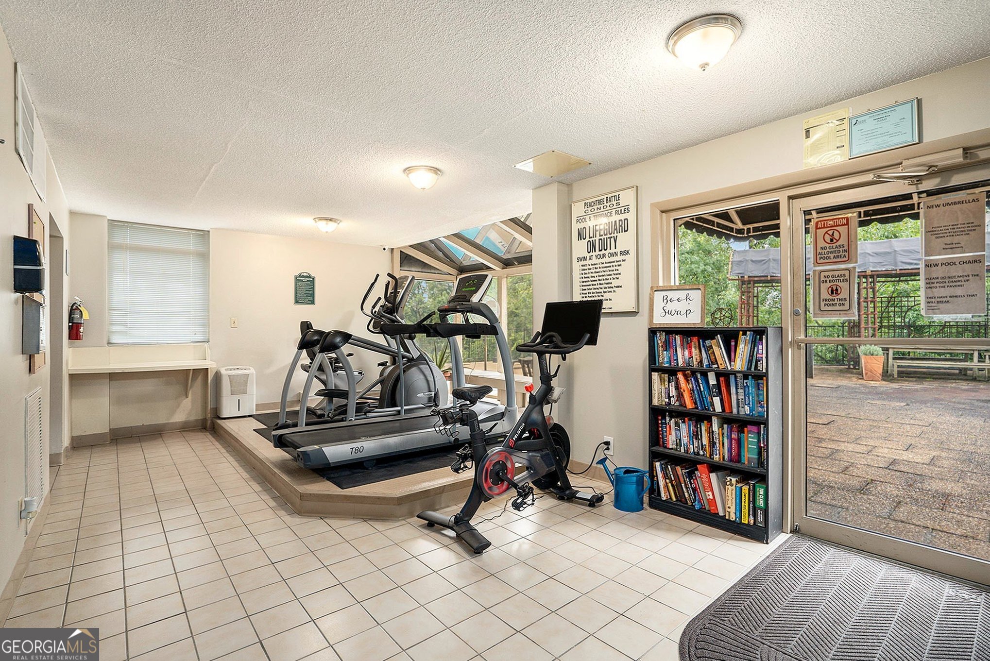 2285 Peachtree RD NE 606
