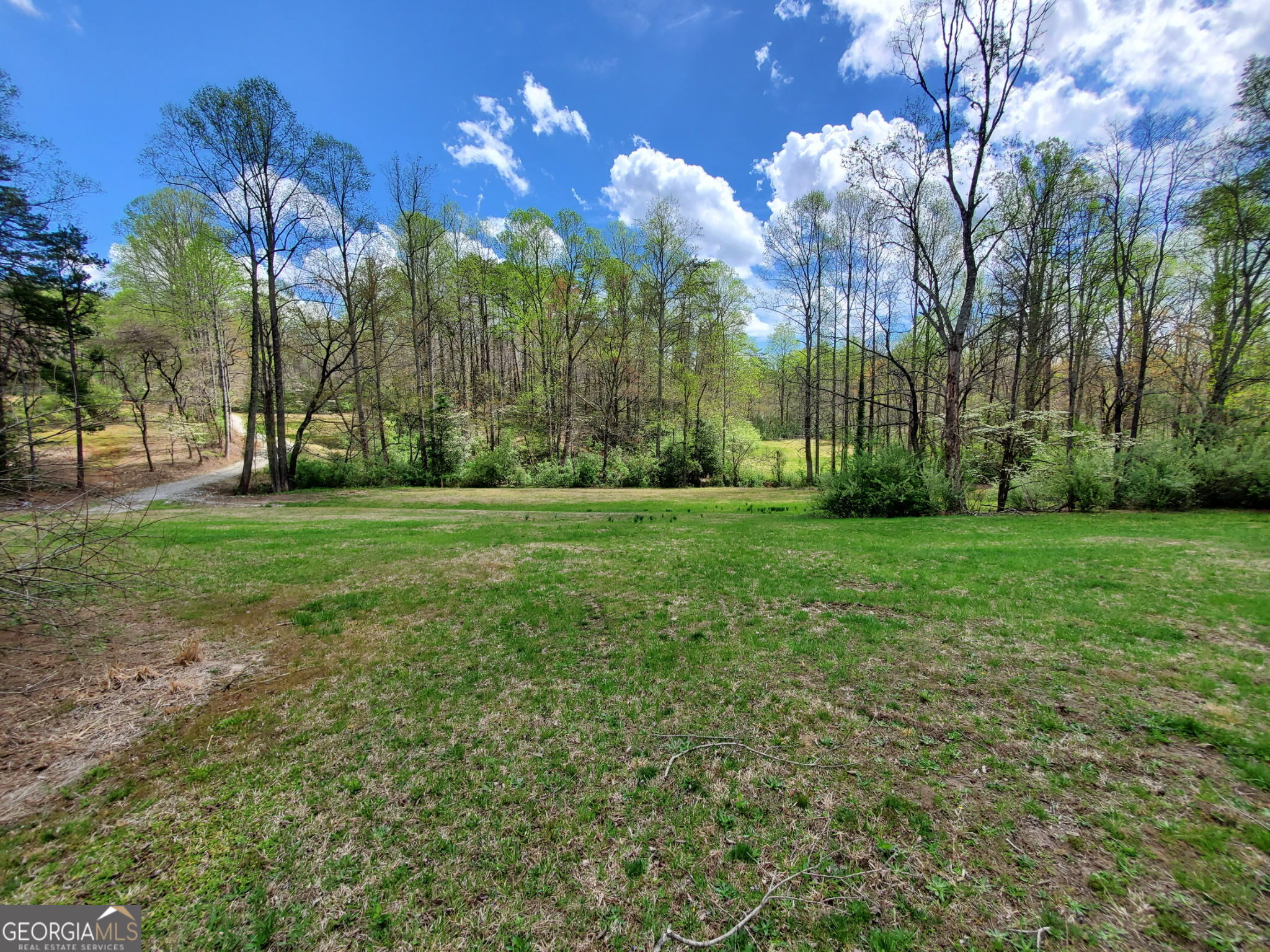 593 Hunting Club RD