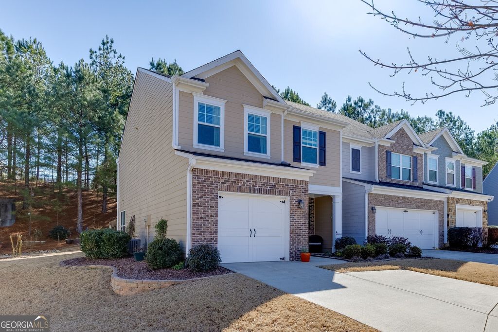Photo of 1236 Park Pass Row, Suwanee, GA 30024 (MLS # 10690408)