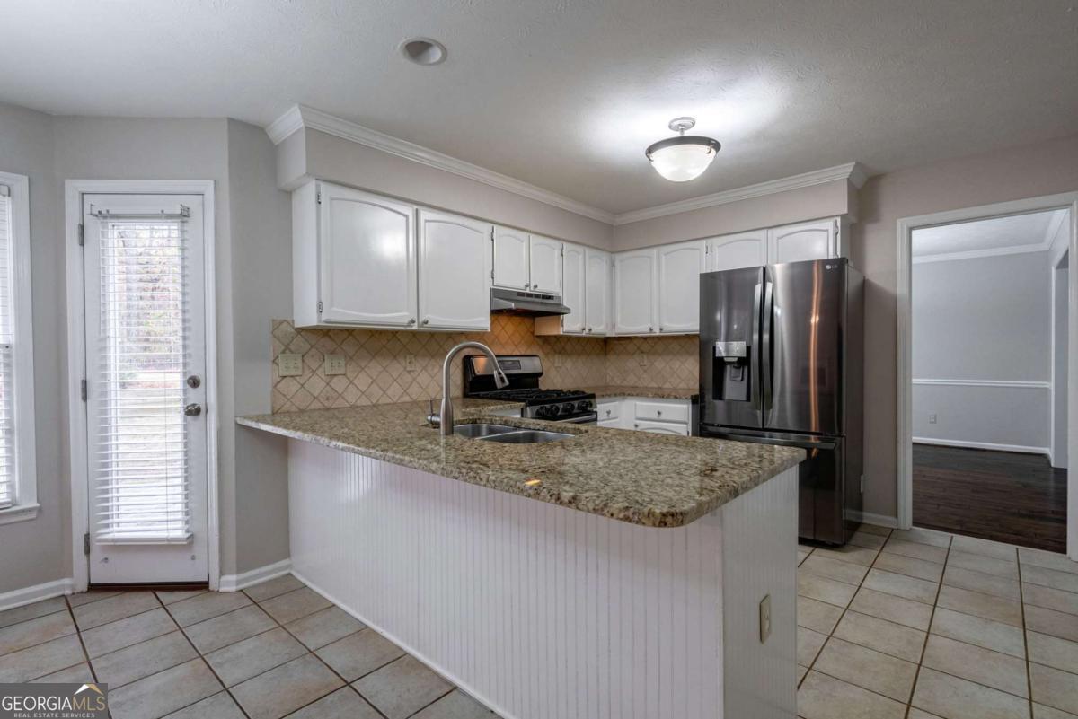8895 Club River DR