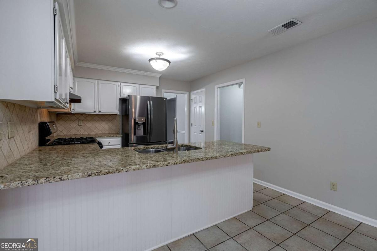 8895 Club River DR