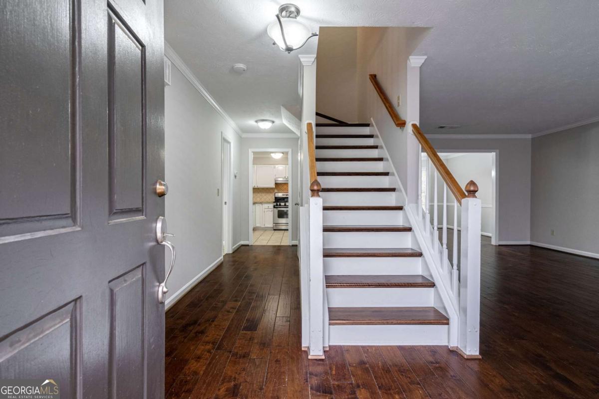 8895 Club River DR