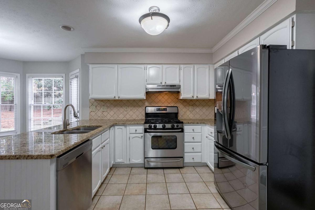 8895 Club River DR