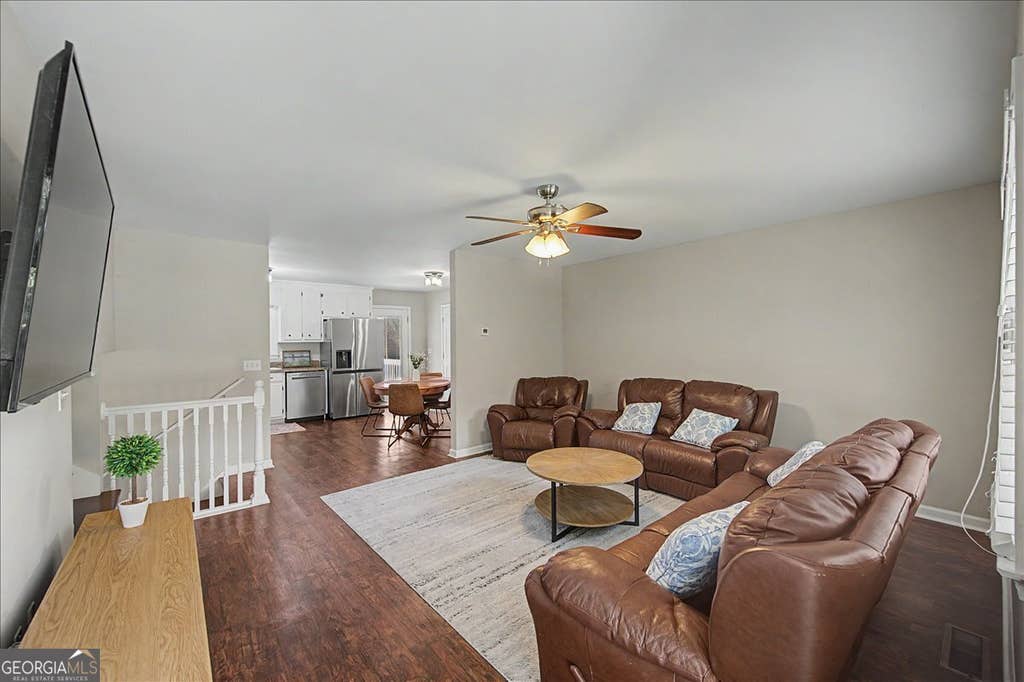 Photo of 558 Peeples Valley Road NE, Cartersville, GA 30121 (MLS # 10777251)